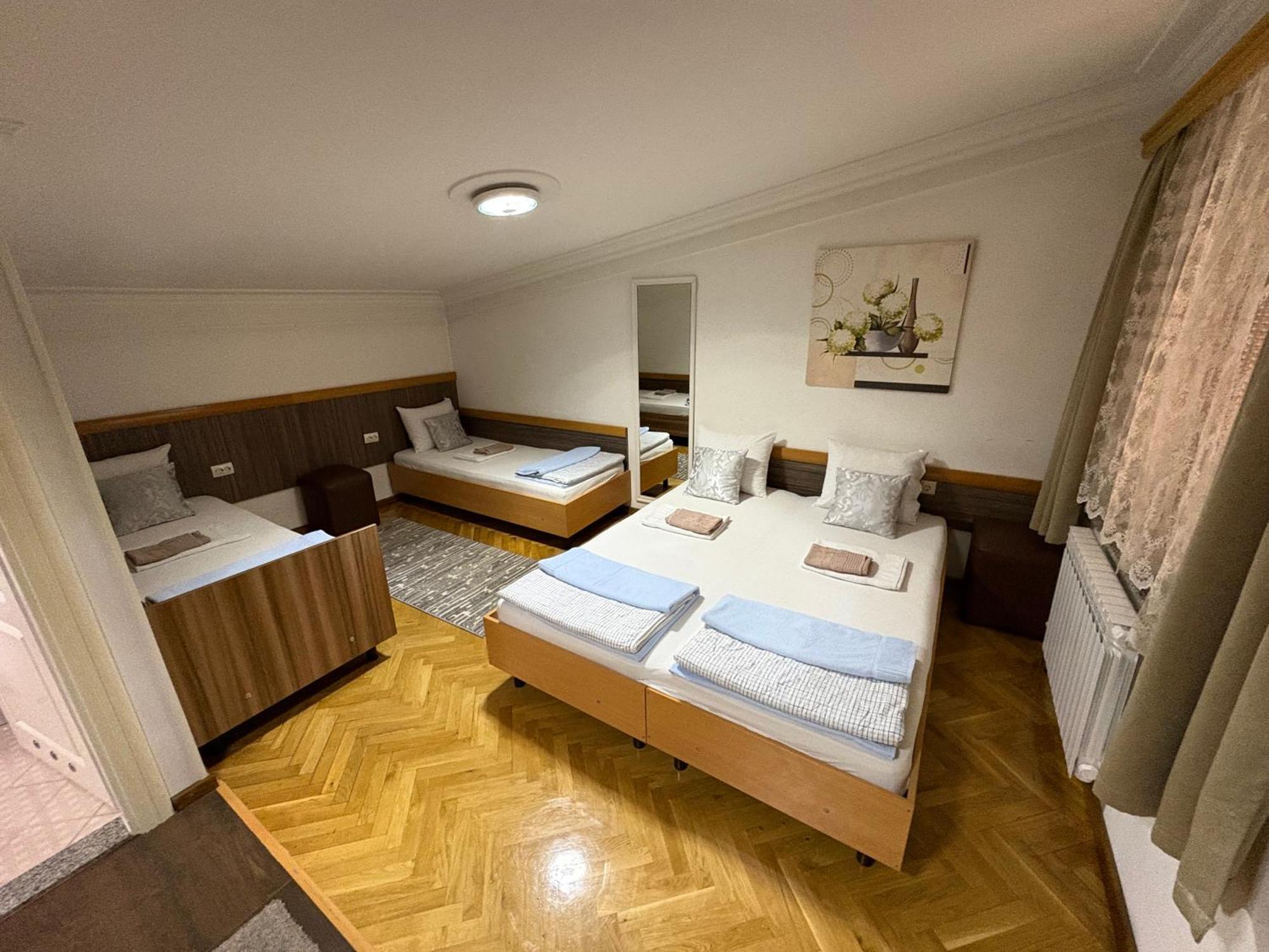 Hostel Dino Mostar Exteriér fotografie
