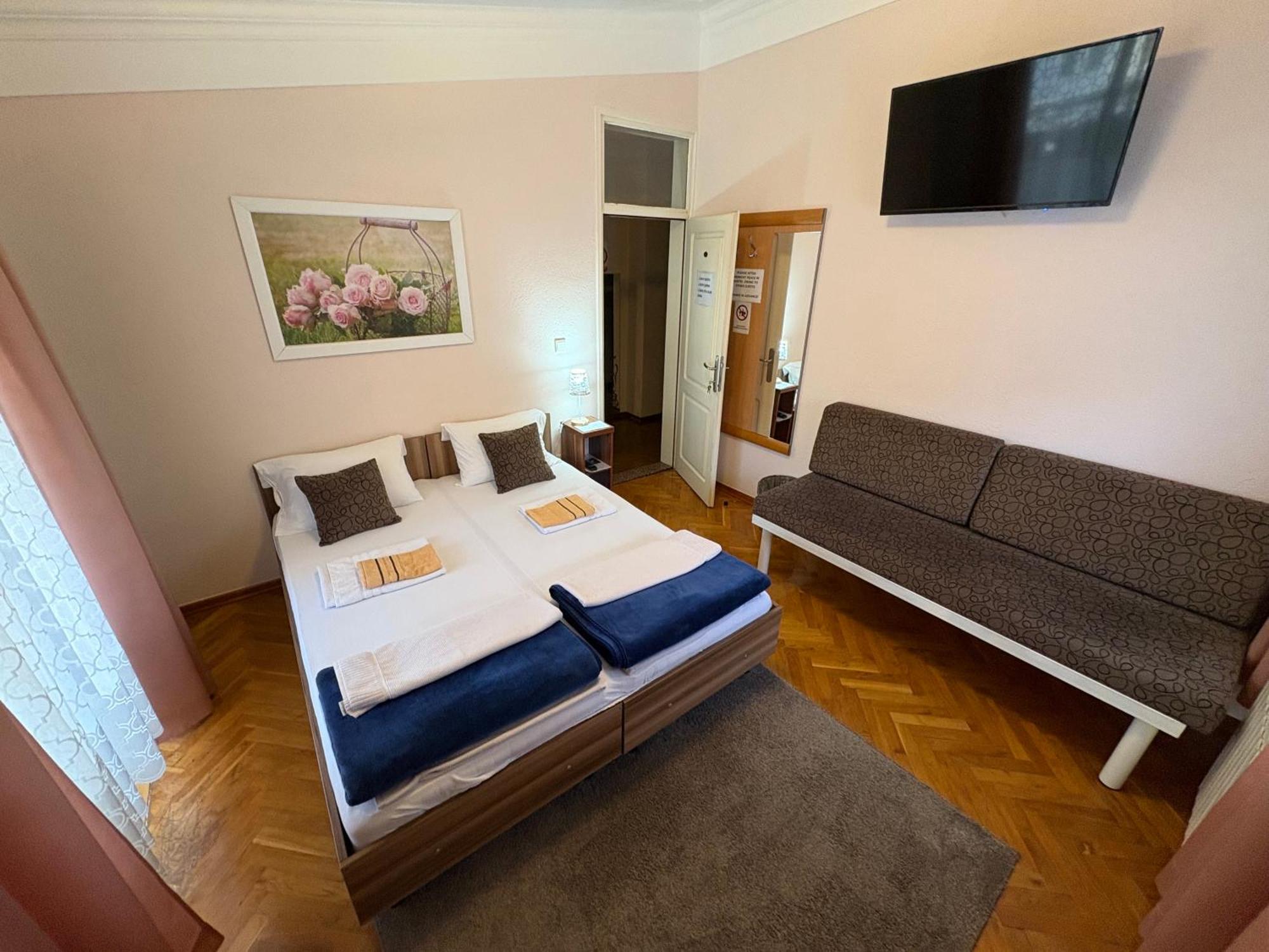 Hostel Dino Mostar Exteriér fotografie